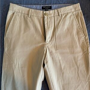 Banana Republic Men’s Aiden Chino Khaki Size 32 x 34 NWT